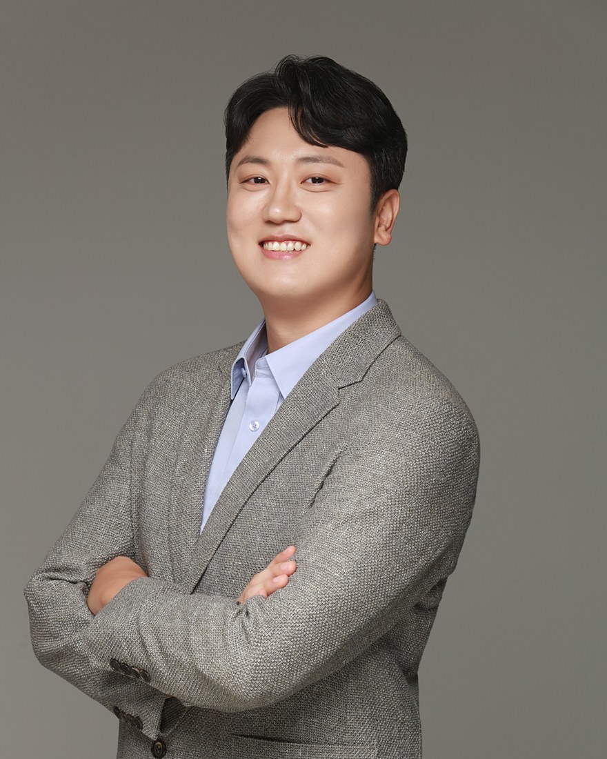 Donghyun Kwon, Director of CSLab